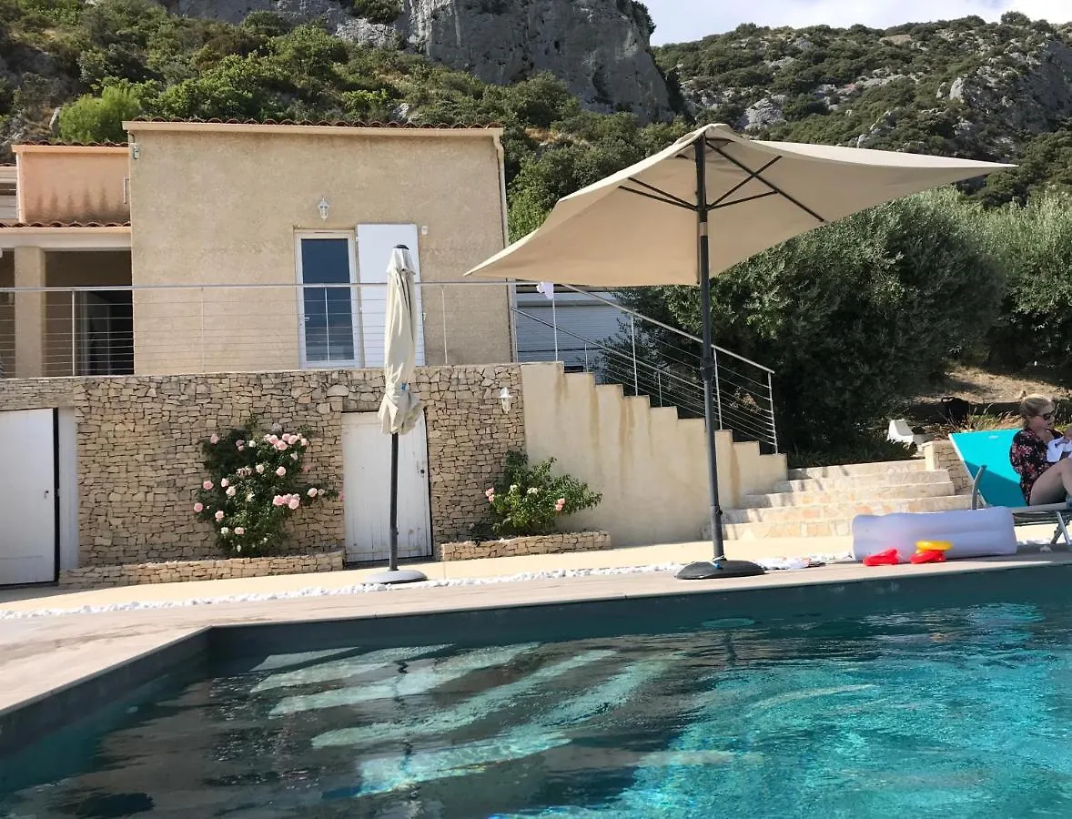 Luxury Air-Con Villa, Heated Pool, Stunning Views, Nearby A Lively Village Volx Villa